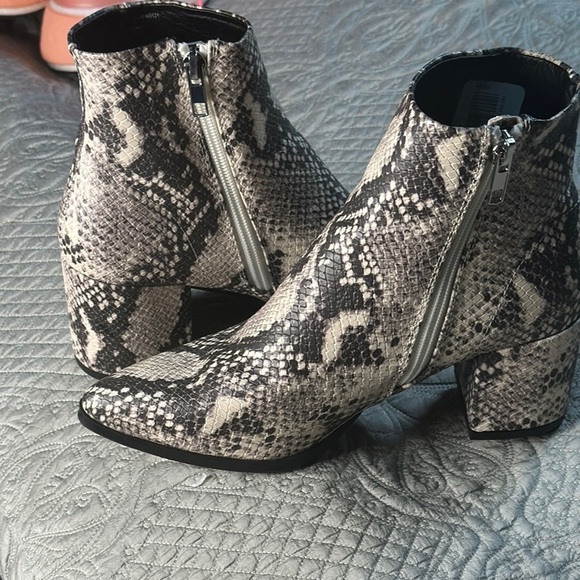 Madden Girl Black and White Snakeskin Ankle Boots - Picture 7 of 7
